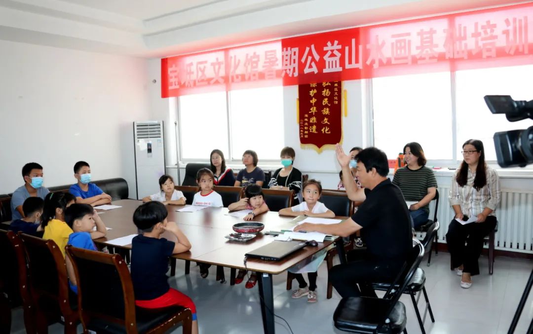 宝坻区文化馆暑期公益山水画基础培训班第一讲