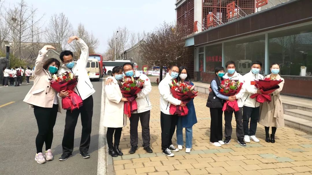 春暖花开英雄归来丨刚刚，宝坻驰援湖北的5名勇士凯旋回归！